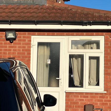 Dream Private Ensuite Apartment In Solihull Close To Birmingham Airport-City Centre And Nec Екстериор снимка